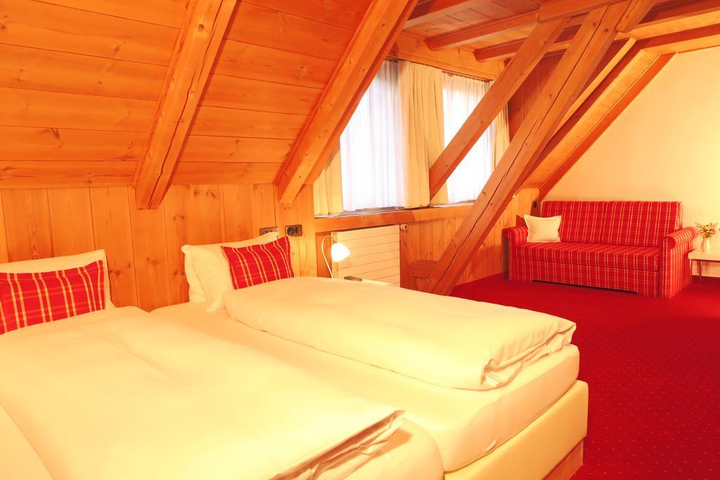 Hotel Restaurant Gabriel Scuol Extérieur photo
